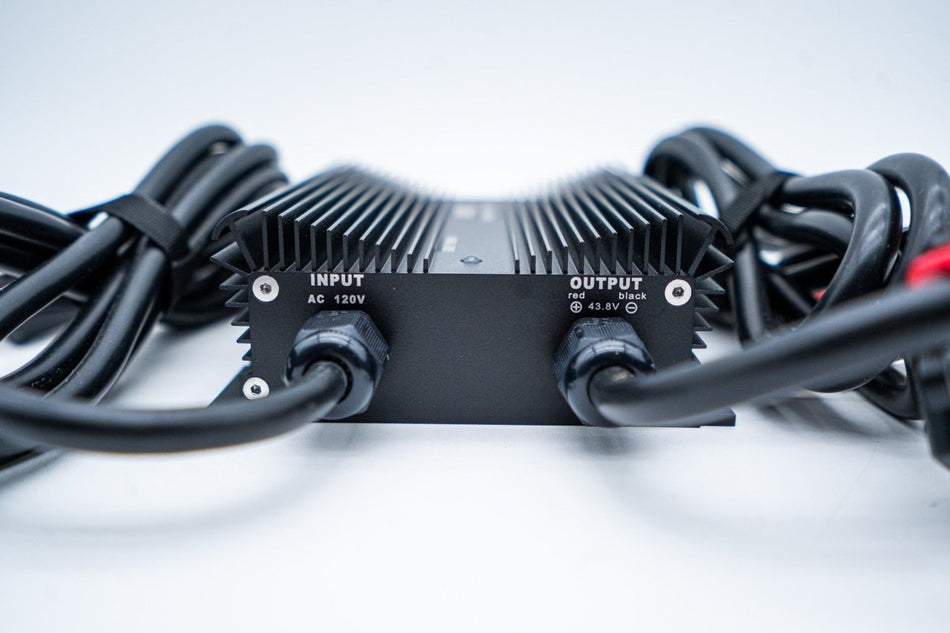 36v 5a Waterproof Lithium Battery Charger - Get Tight Gear