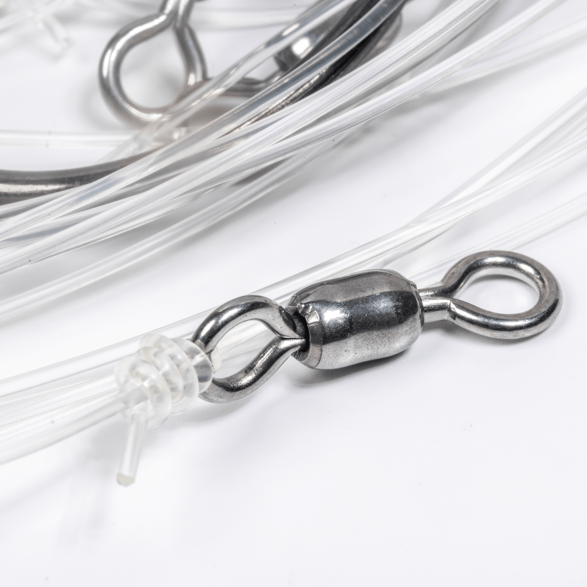 BlacktipH Mustad Live Bait Rigs with 10/0 Black Nickel Circle Hook and Premium Rosco Swivel - Large 5 Pack - Get Tight Gear