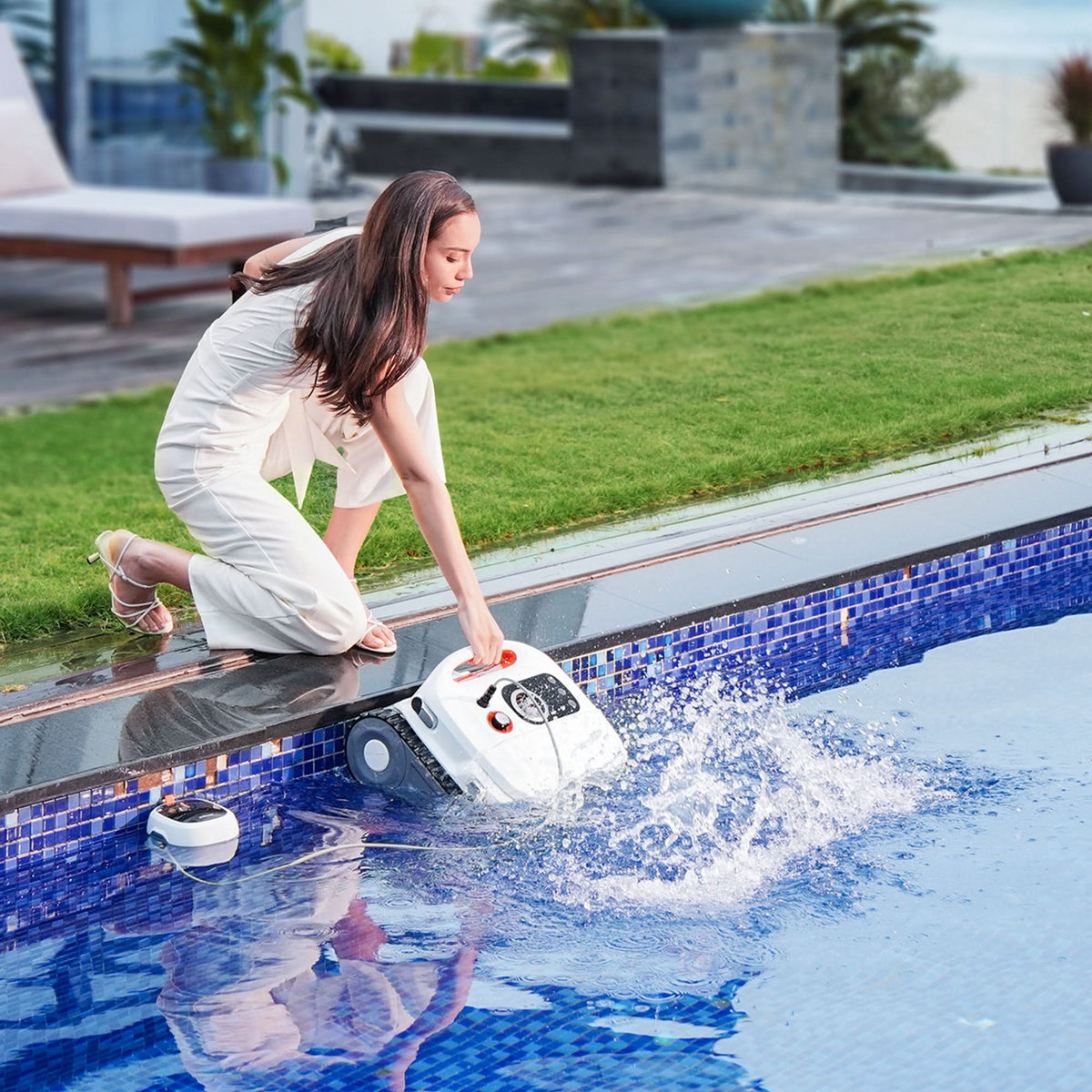 BN Pro Robotic Pool Cleaner - Get Tight Gear