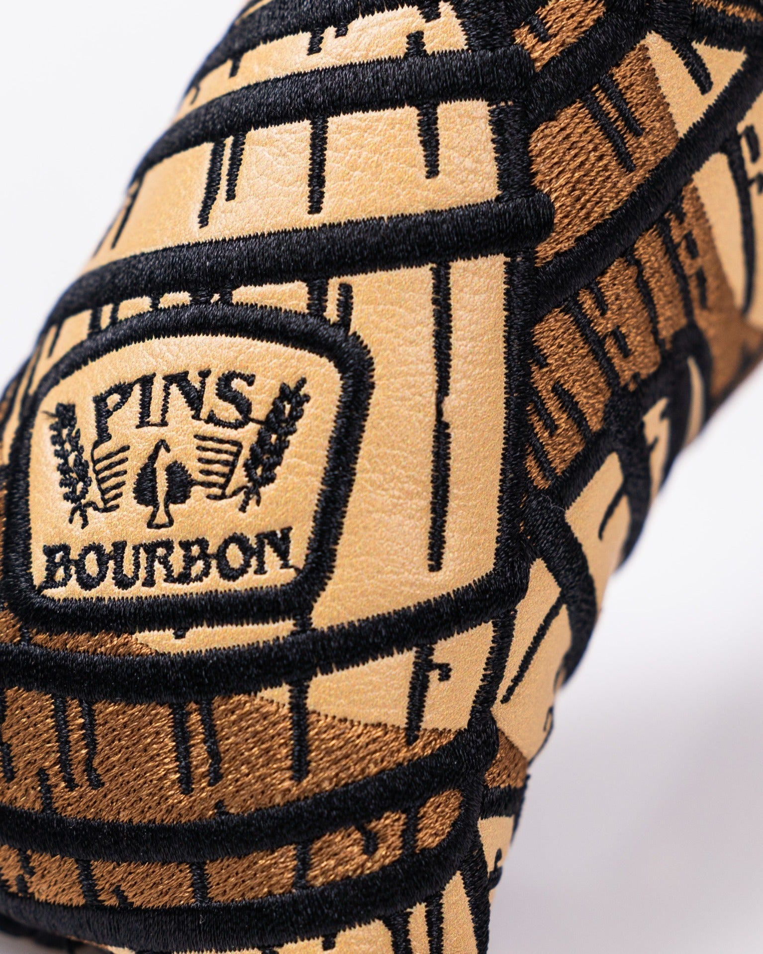 Bourbon Barrel Blade Putter Cover - Get Tight Gear