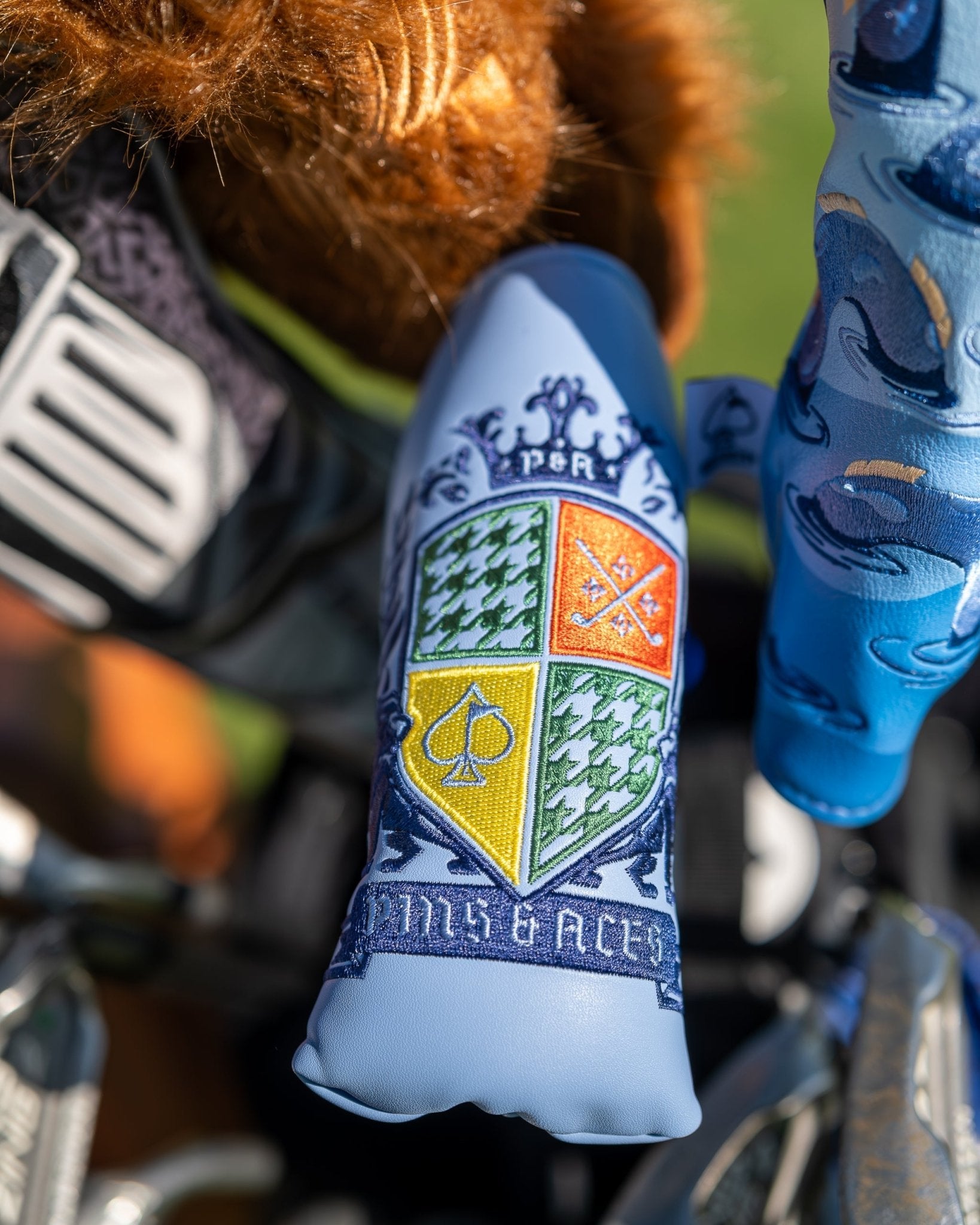 Coat of Arms - Blade Putter Cover - Get Tight Gear