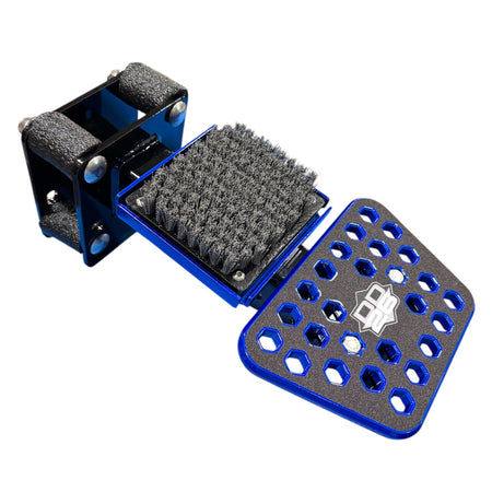 DD26 Fishing Access STEPXL with Mean Clean Kick Brush - Get Tight Gear