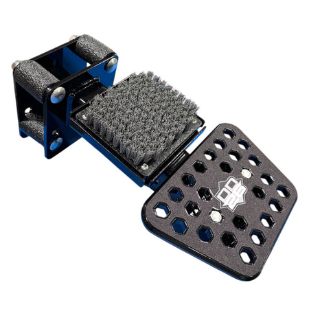 DD26 Fishing Access STEPXL with Mean Clean Kick Brush - Get Tight Gear