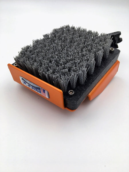 DD26 Fishing Mean Clean Kick Brush - Get Tight Gear