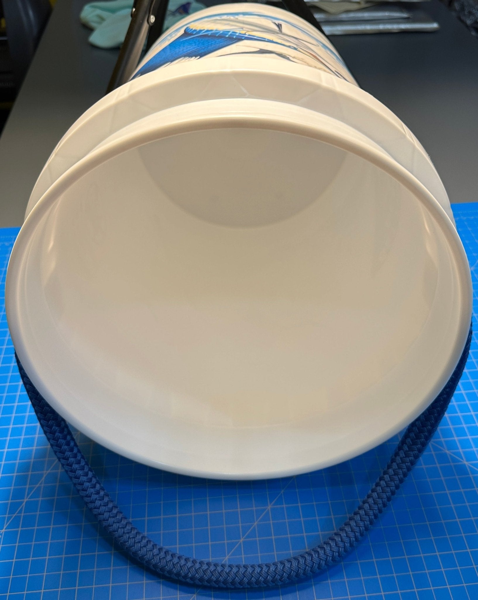 Get Tight Gear Offshore Bucket – 5 Gallon (Rope Handle) - Get Tight Gear