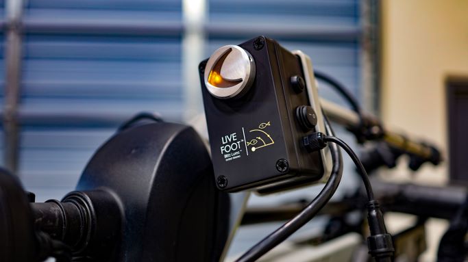 Live Foot™ - Patented Motor Control System for Sonar Transducers by Blitz Lures - Get Tight Gear