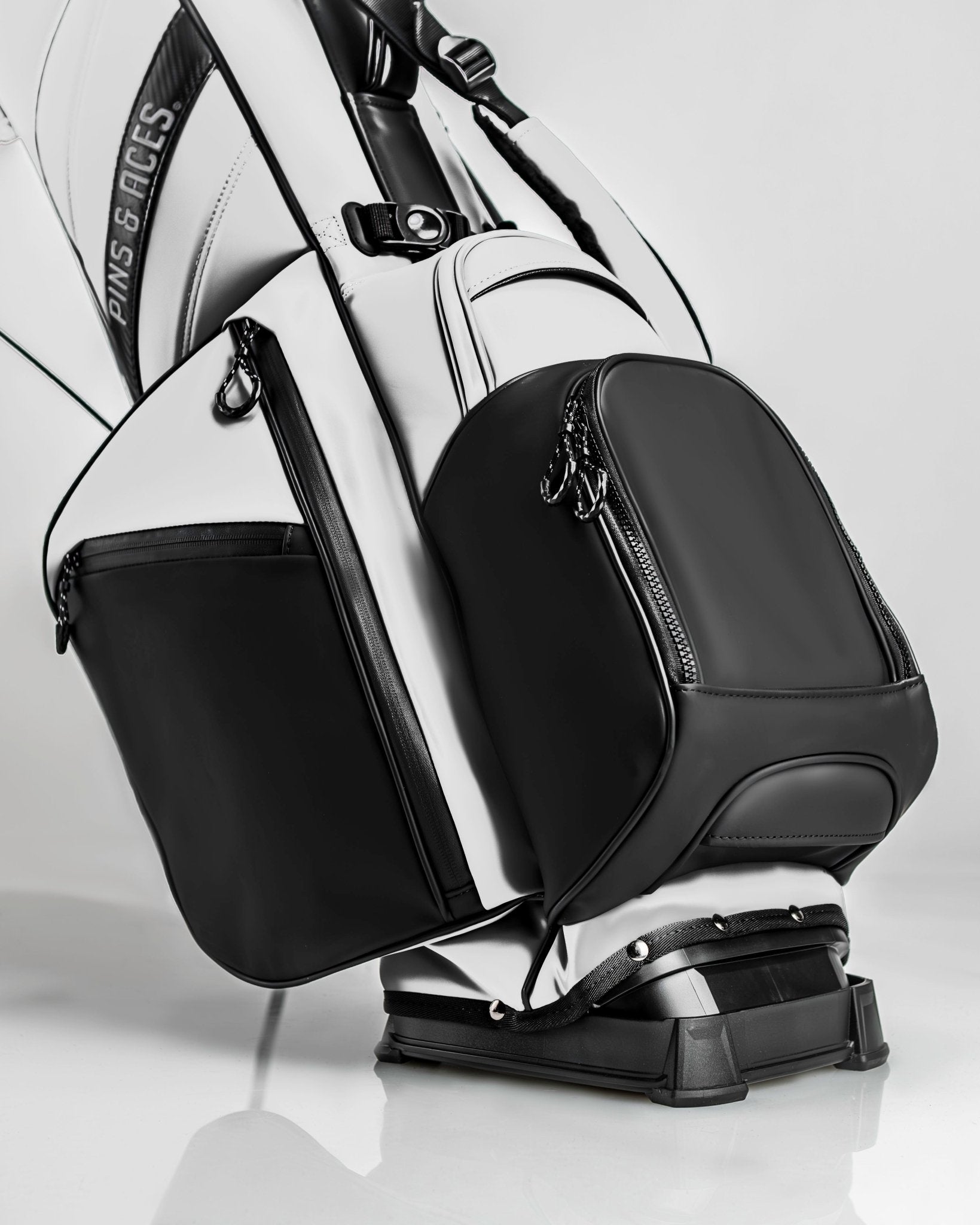 Player Preferred™ Golf Bag - Domino - Get Tight Gear