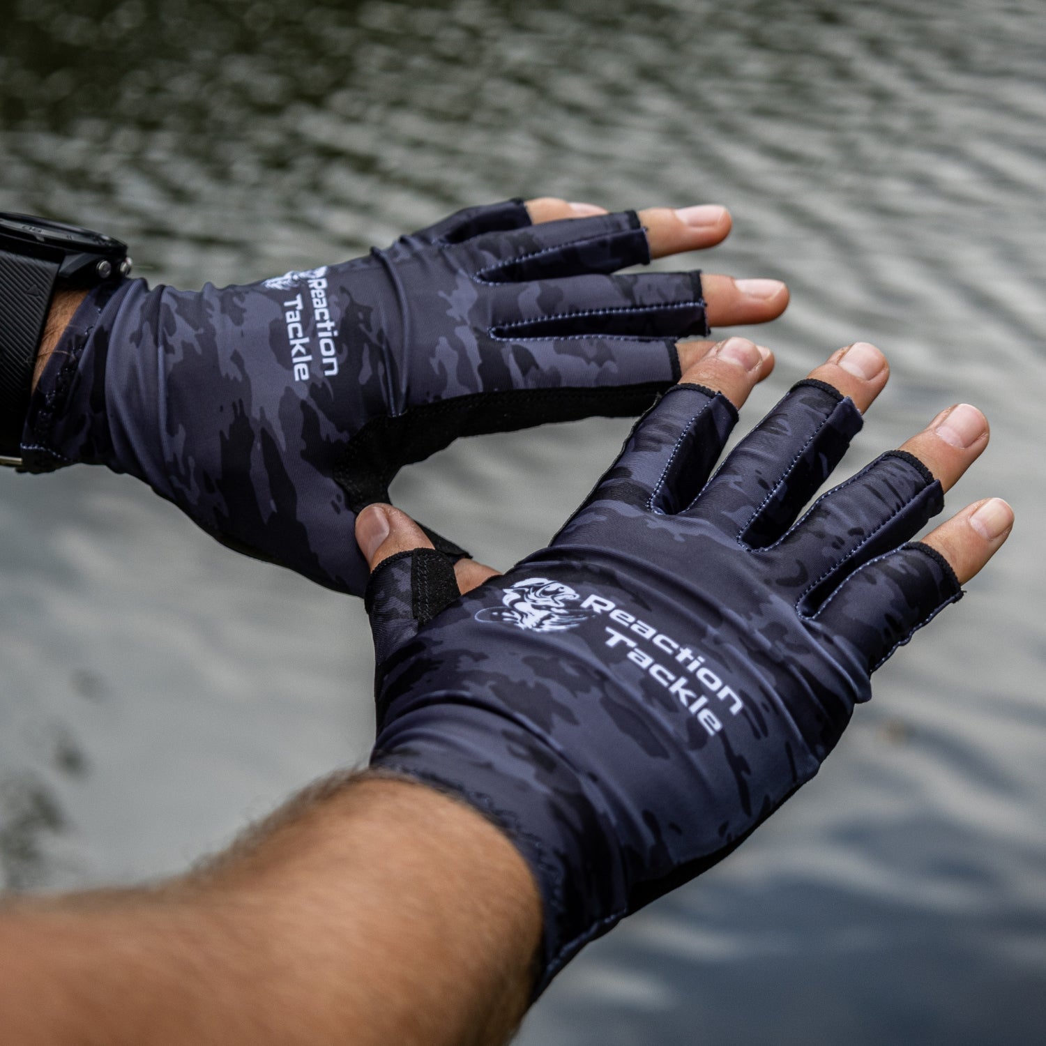 Reaction Tackle UV Fishing Gloves UPF 50+ - Get Tight Gear