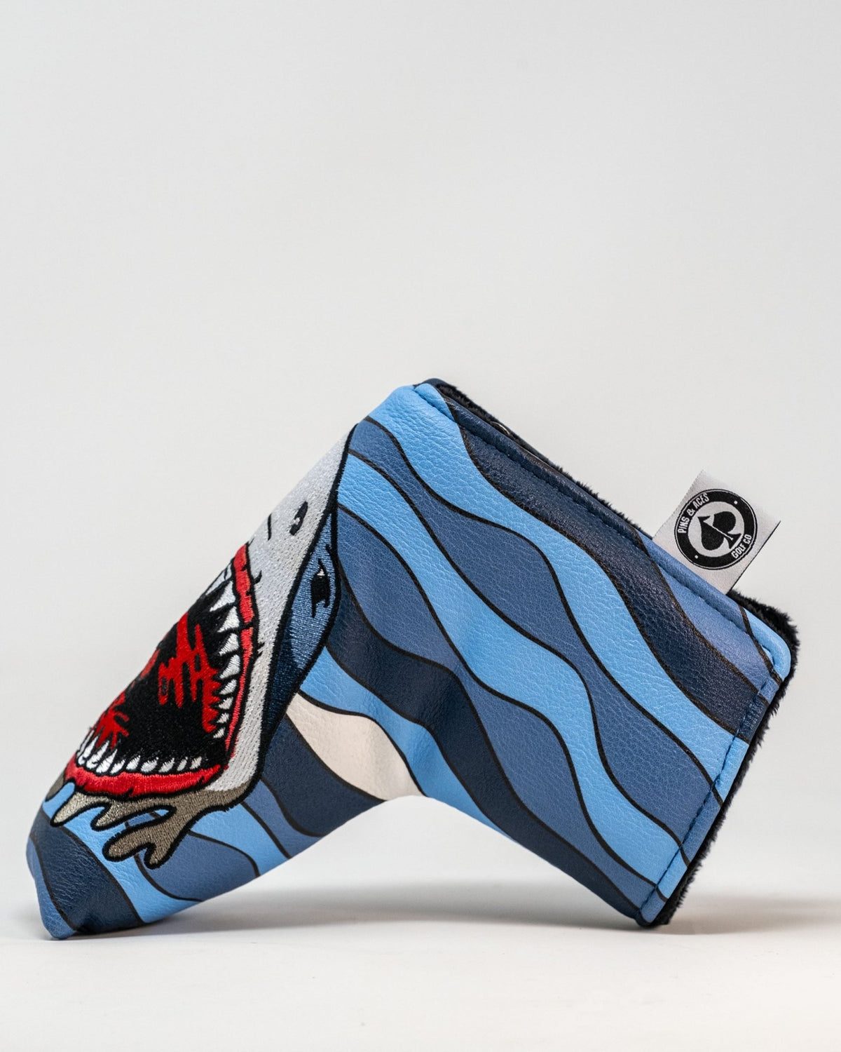 Shark Attack Blade Putter Cover - Get Tight Gear