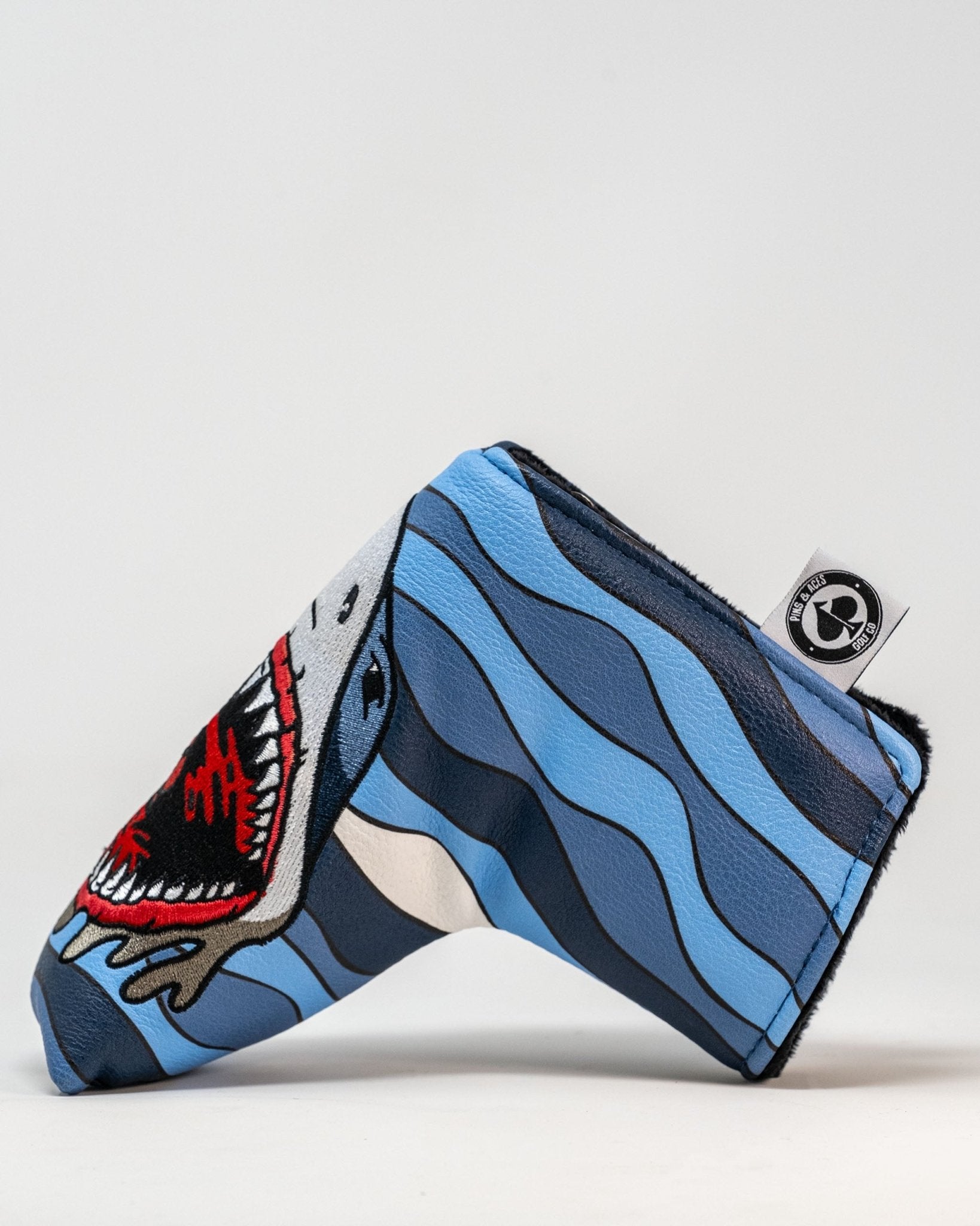 Shark Attack Blade Putter Cover - Get Tight Gear