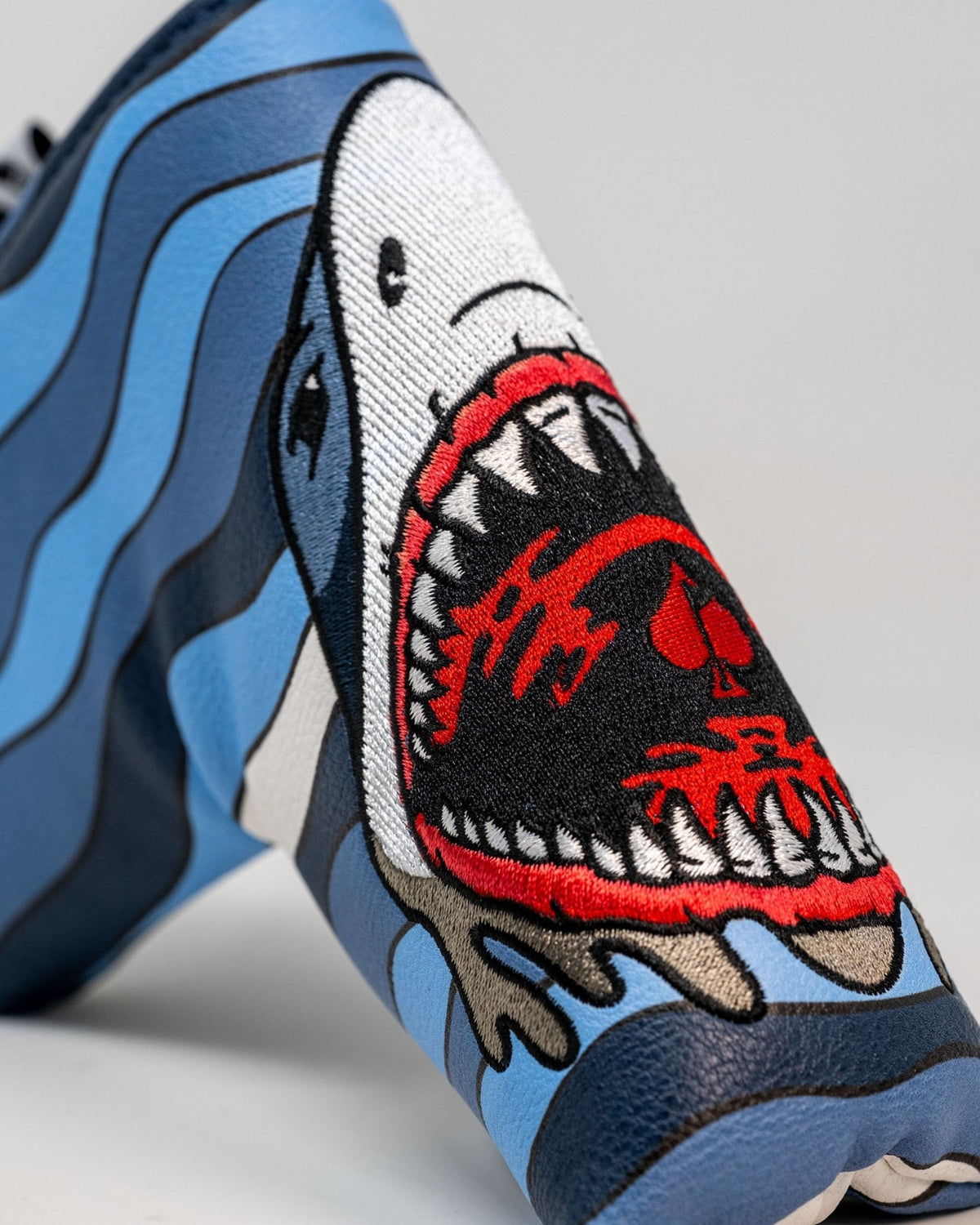 Shark Attack Blade Putter Cover - Get Tight Gear