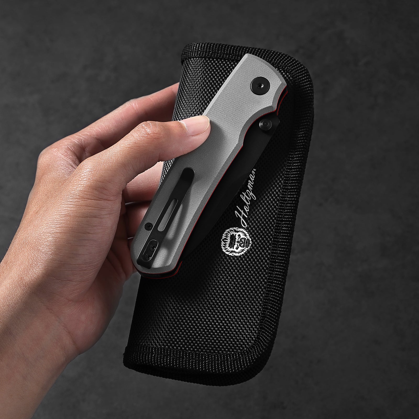 The Loyalist Folding Pocket Knife Giftset for Men and Women (Black and White) - Get Tight Gear