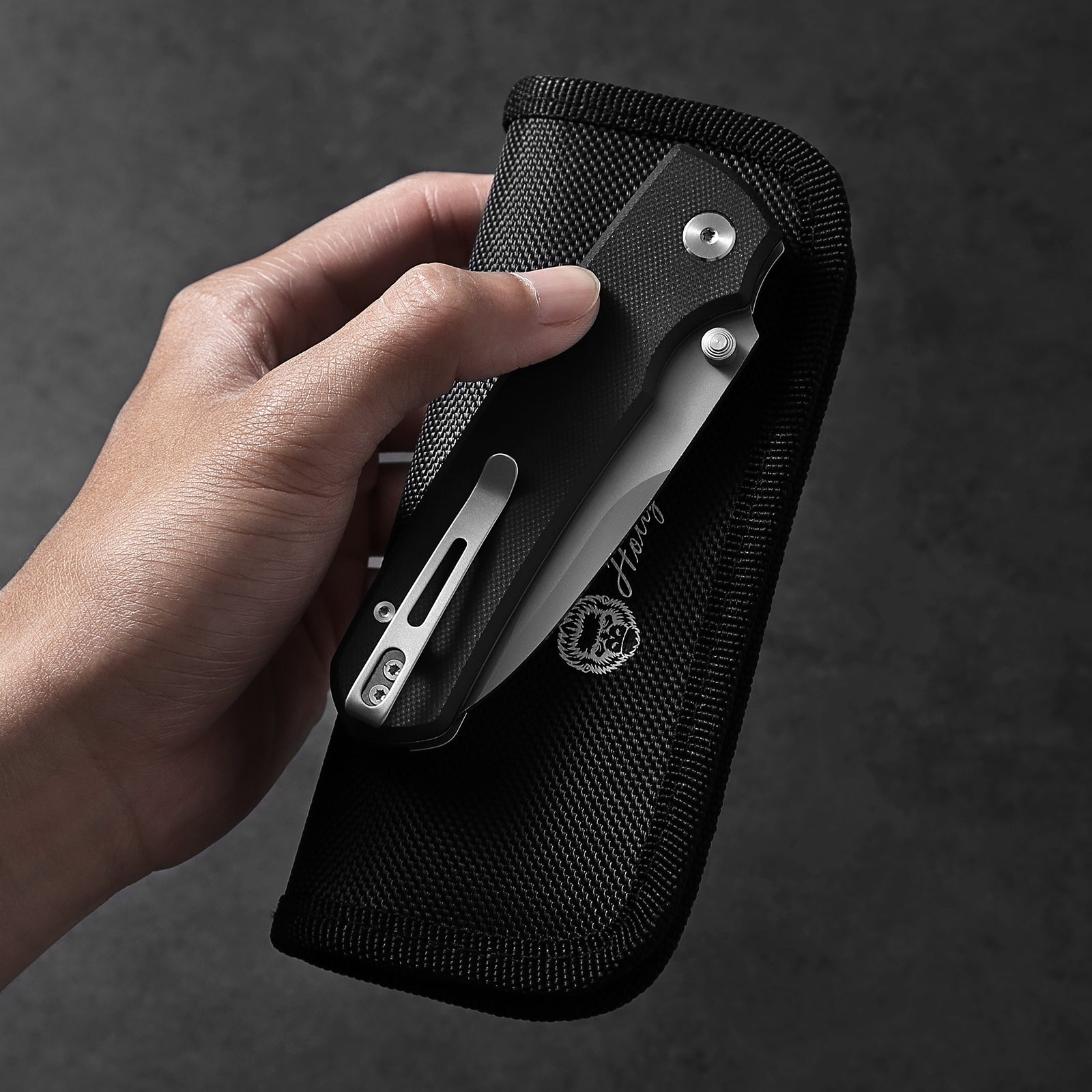 The Loyalist Folding Pocket Knife Giftset for Men and Women (Sand and Black) - Get Tight Gear