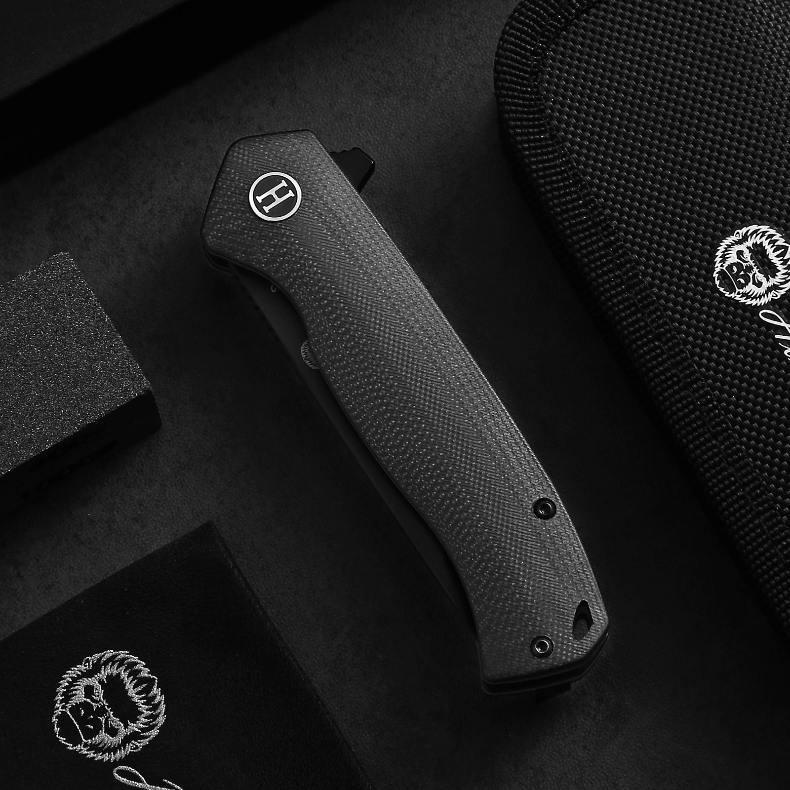 The Pathfinder Folding Pocket Knife Giftset for Men and Women (Black and Blue) - Get Tight Gear