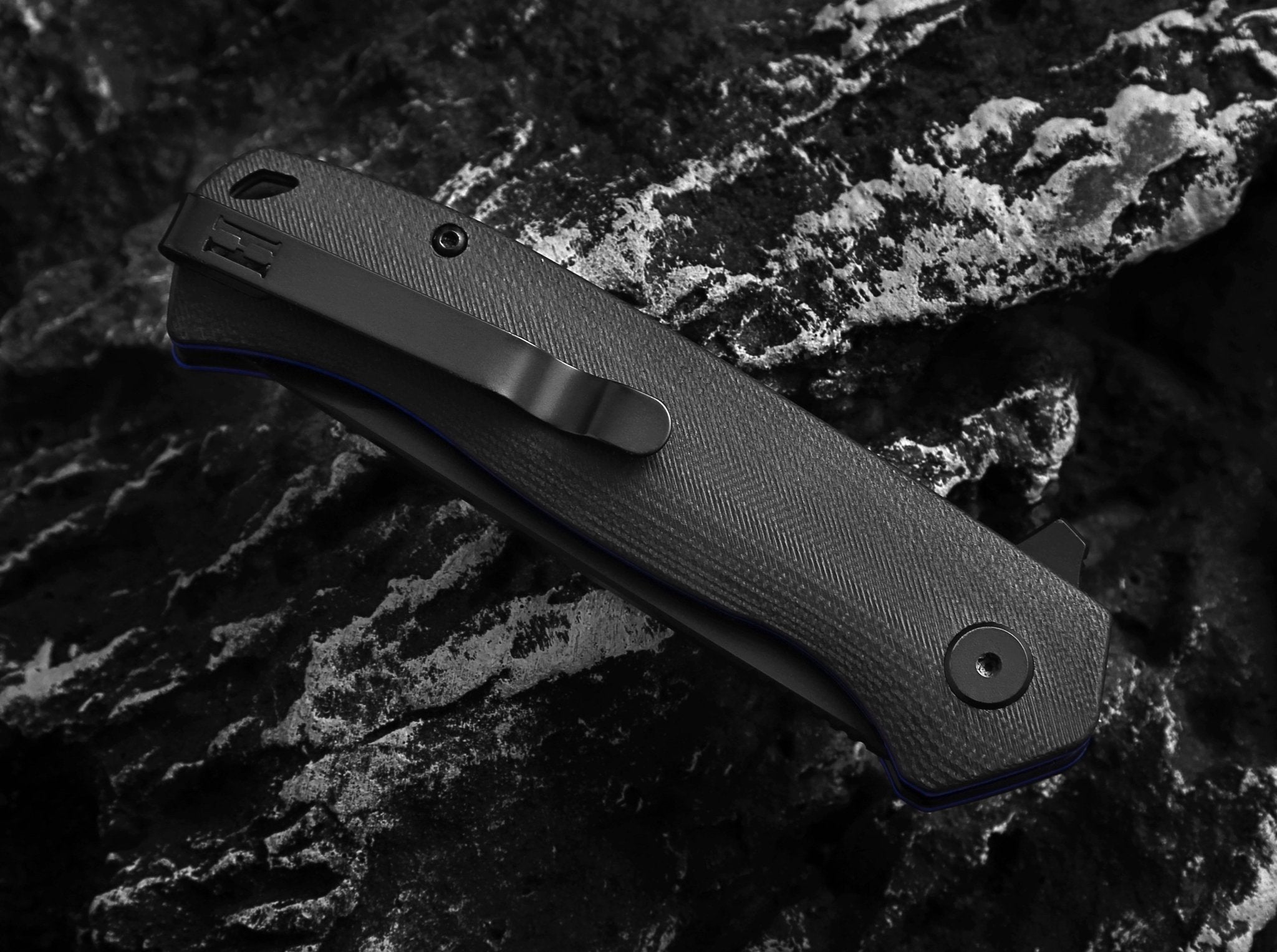 The Pathfinder Folding Pocket Knife Giftset for Men and Women (Black and Blue) - Get Tight Gear