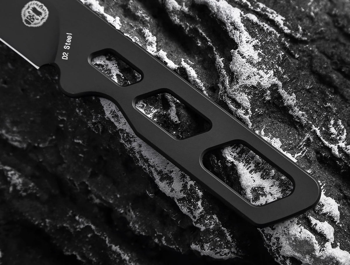 "THE RAZOR BACK" SURVIVAL NECK KNIFE - Get Tight Gear