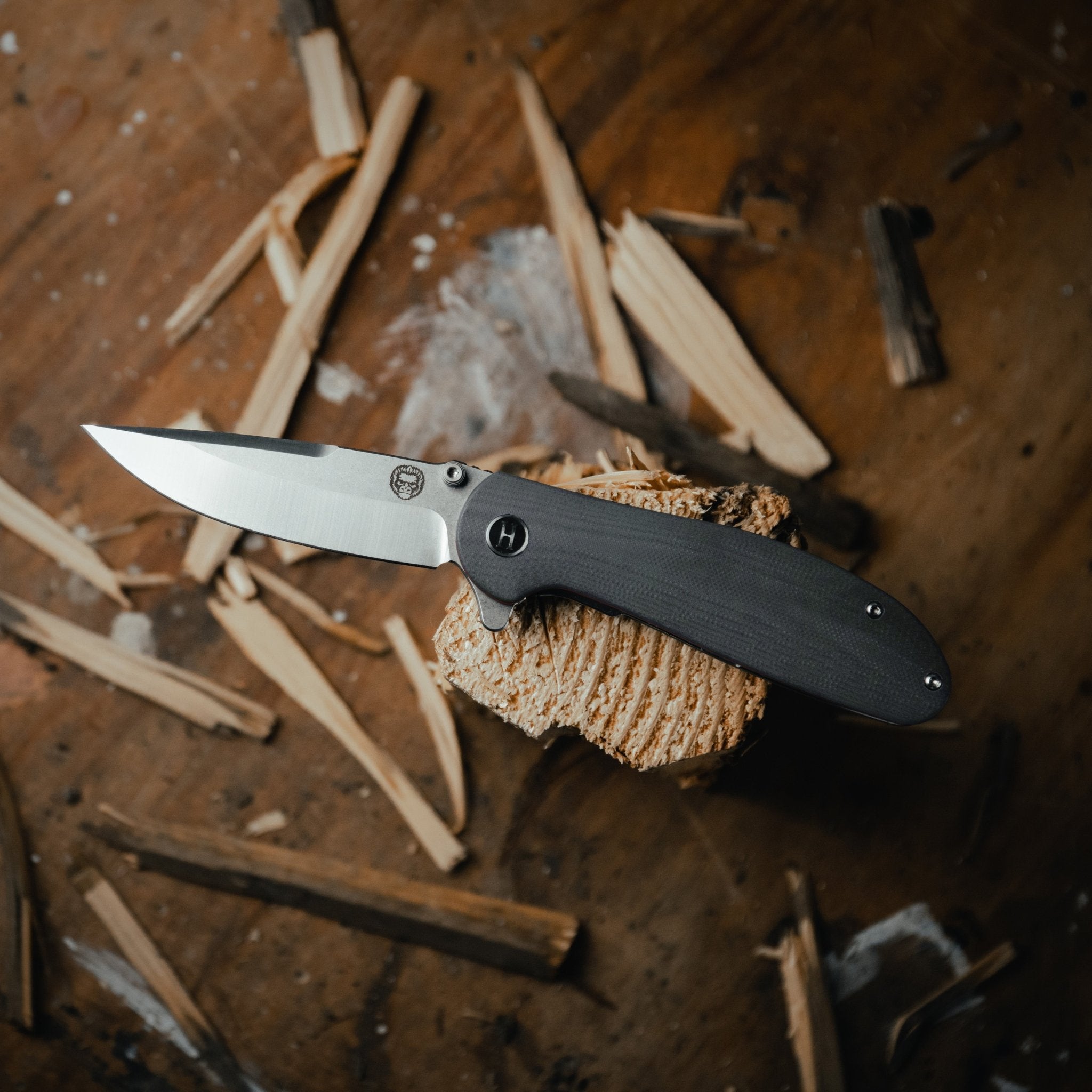 The Straight Back Folding Pocket Knife Giftset for Men and Women (Grey and Red) - Get Tight Gear