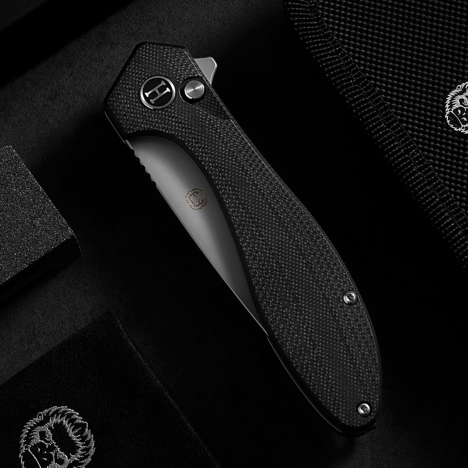 The Vector Folding Pocket Knife Giftset for Men and Women (Black and Silver) - Get Tight Gear