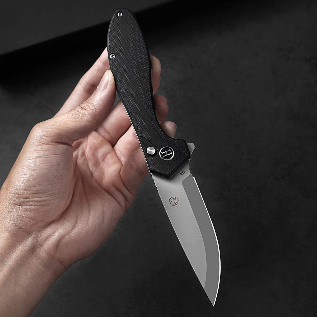 The Vector Folding Pocket Knife Giftset for Men and Women (Black and Silver) - Get Tight Gear