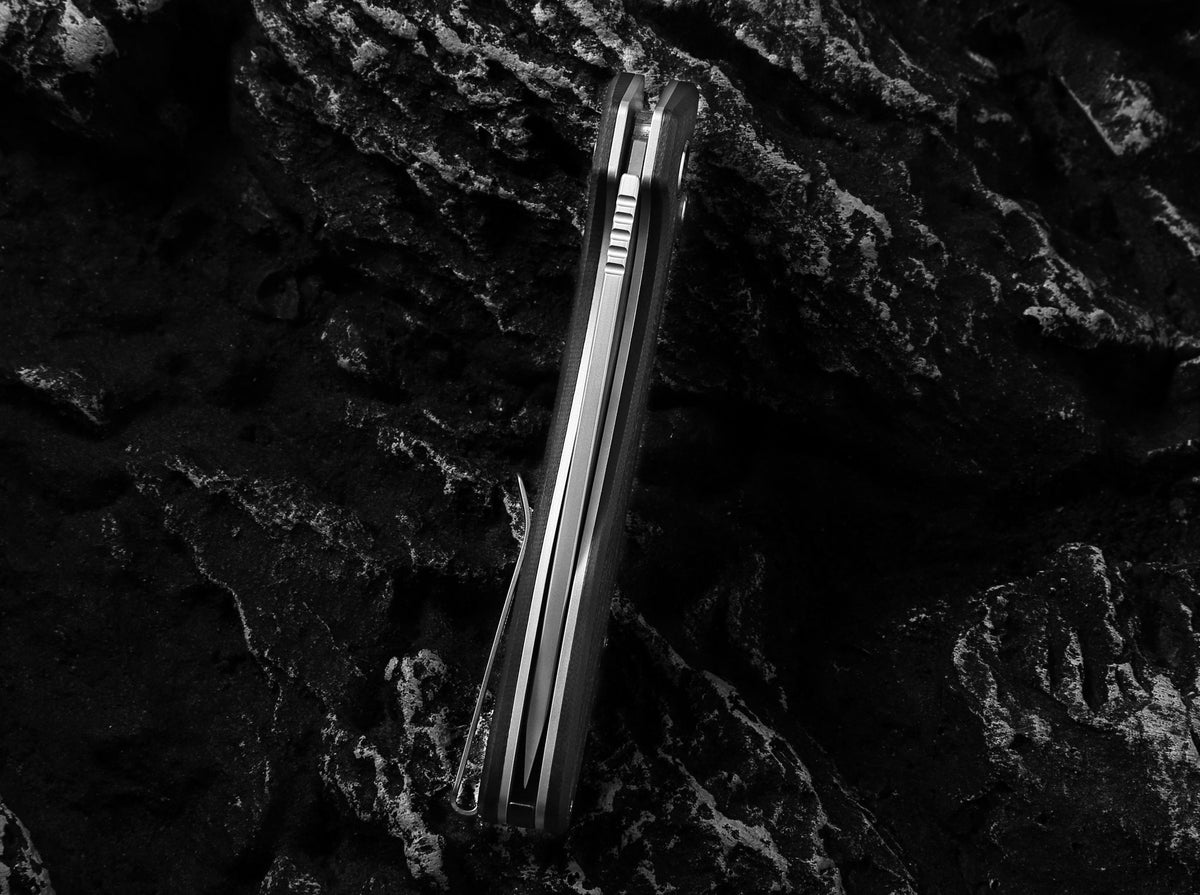 The Vector Folding Pocket Knife Giftset for Men and Women (Black and Silver) - Get Tight Gear