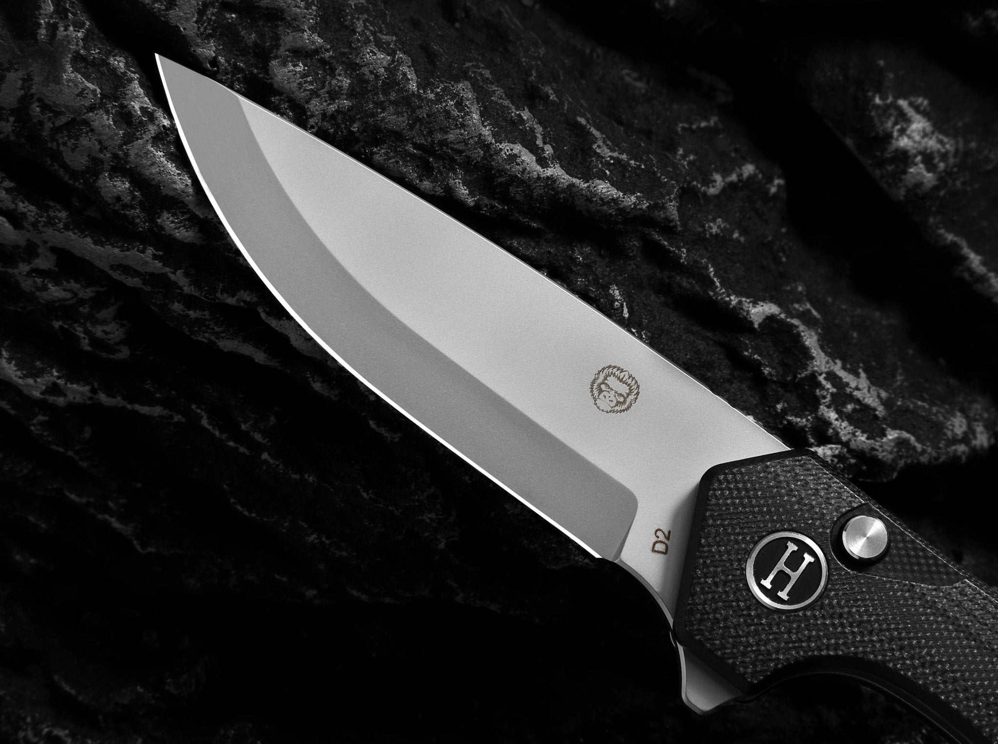 The Vector Folding Pocket Knife Giftset for Men and Women (Black and Silver) - Get Tight Gear