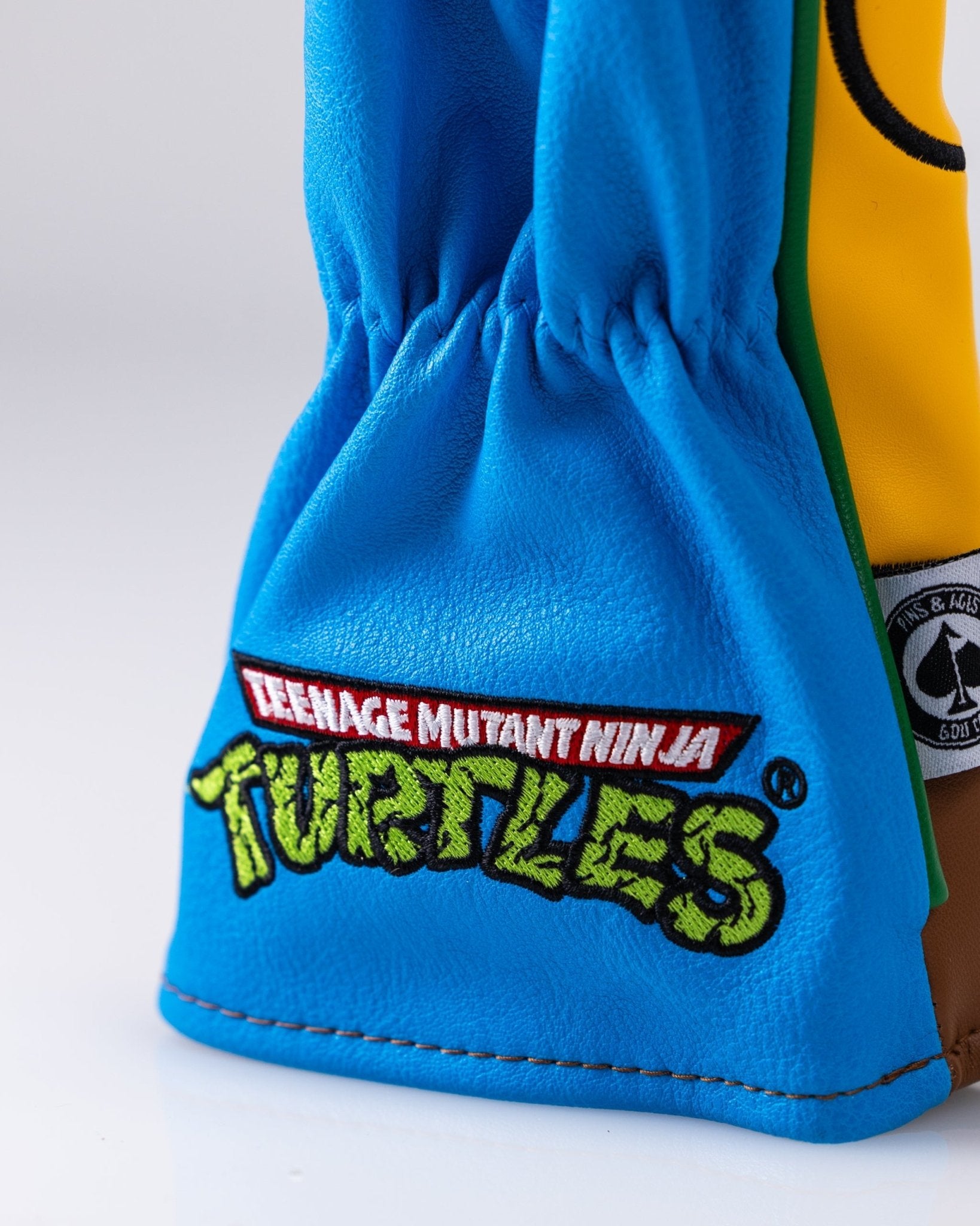 TMNT - Leonardo Fairway Cover - Get Tight Gear